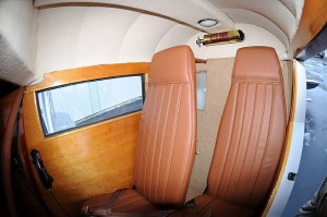 boeing_40_interior_2