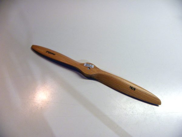 Menz Wood R/C Propeller 18 x 8