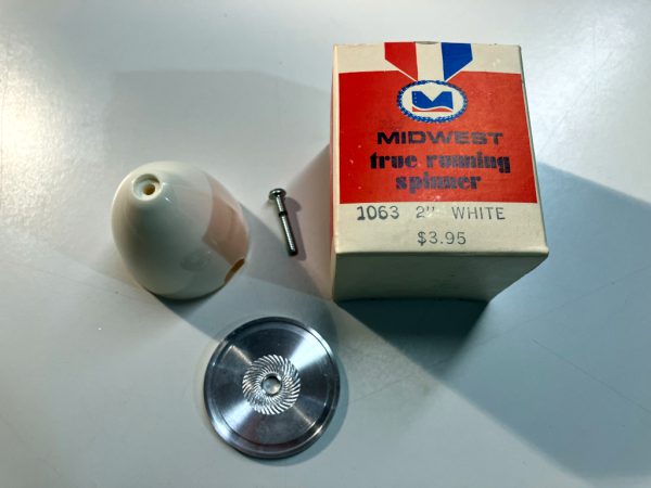 Midwest True Running Nylon Prop Spinner 2" White NIB NOS