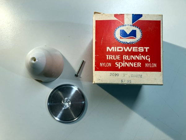 Midwest True Running Nylon Prop Spinner 3" White NIB NOS