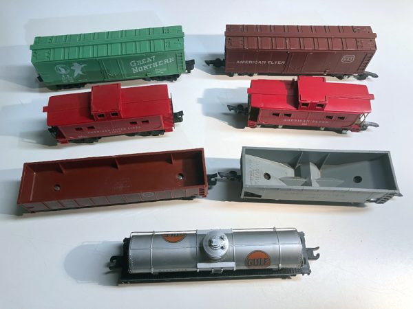 Vintage S Gauge American Flyer Freight Train Cars -  Lot of 7