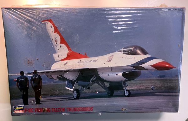 Hasegawa F-16C Fighting Falcon 'Thunderbirds' Kit #ST102