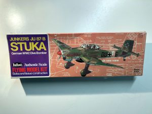 Guillow's Junkers JU 87-B Stuka