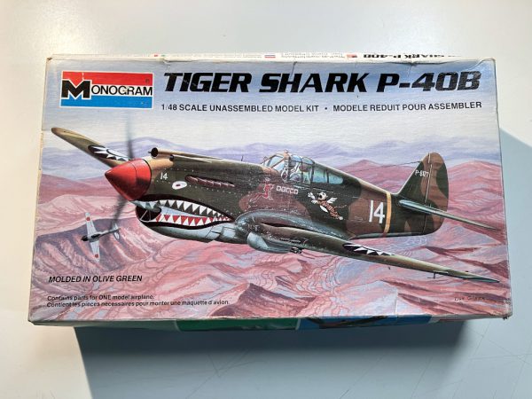 Monogram Tiger Shark P-40B