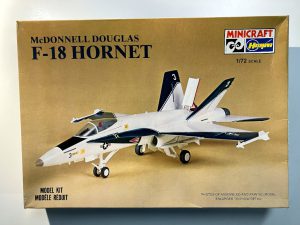 Minicraft (Hasegawa) McDonnell Douglas F-18 Hornet Kit #1154