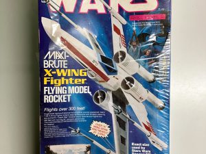Estes Star Wars Maxi-Brute X-Wing Fighter Flying Model Rocket - Sealed Vintage 1977 Kit